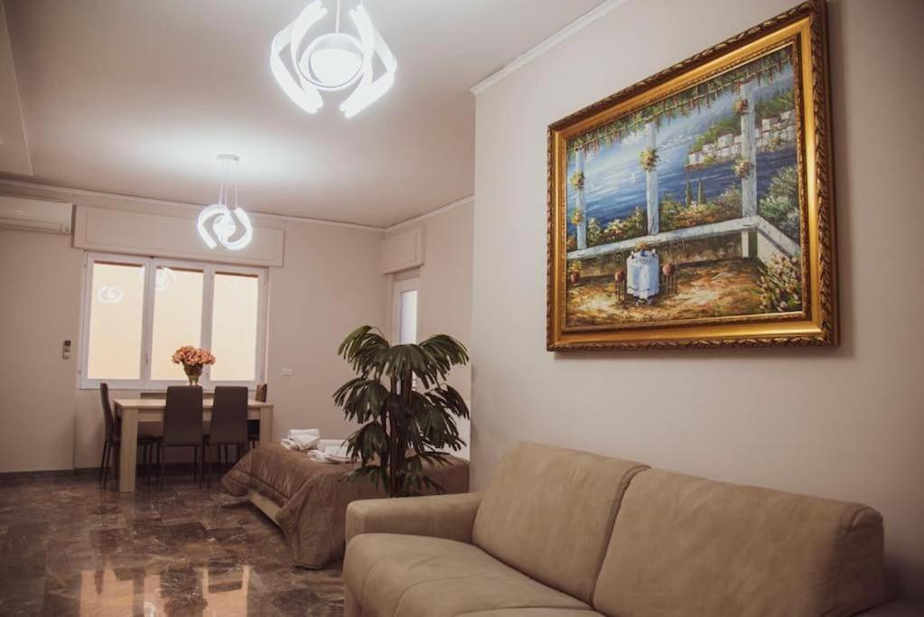 Campania Apartment Pompei Luxury - 150M Dalla Stazione - 5Km Da Pompei Poggiomarino Екстер'єр фото